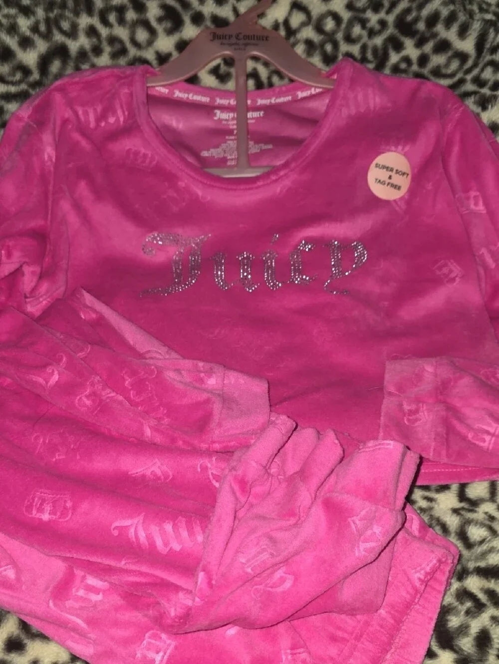 Juicy Couture Girls Bright Pink Velour Pajama Set with Sparkle Logo